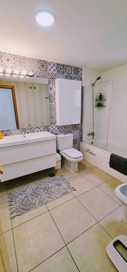 Habitación en casa particular Beautiful Bedroom With Private Bathroom Marbella